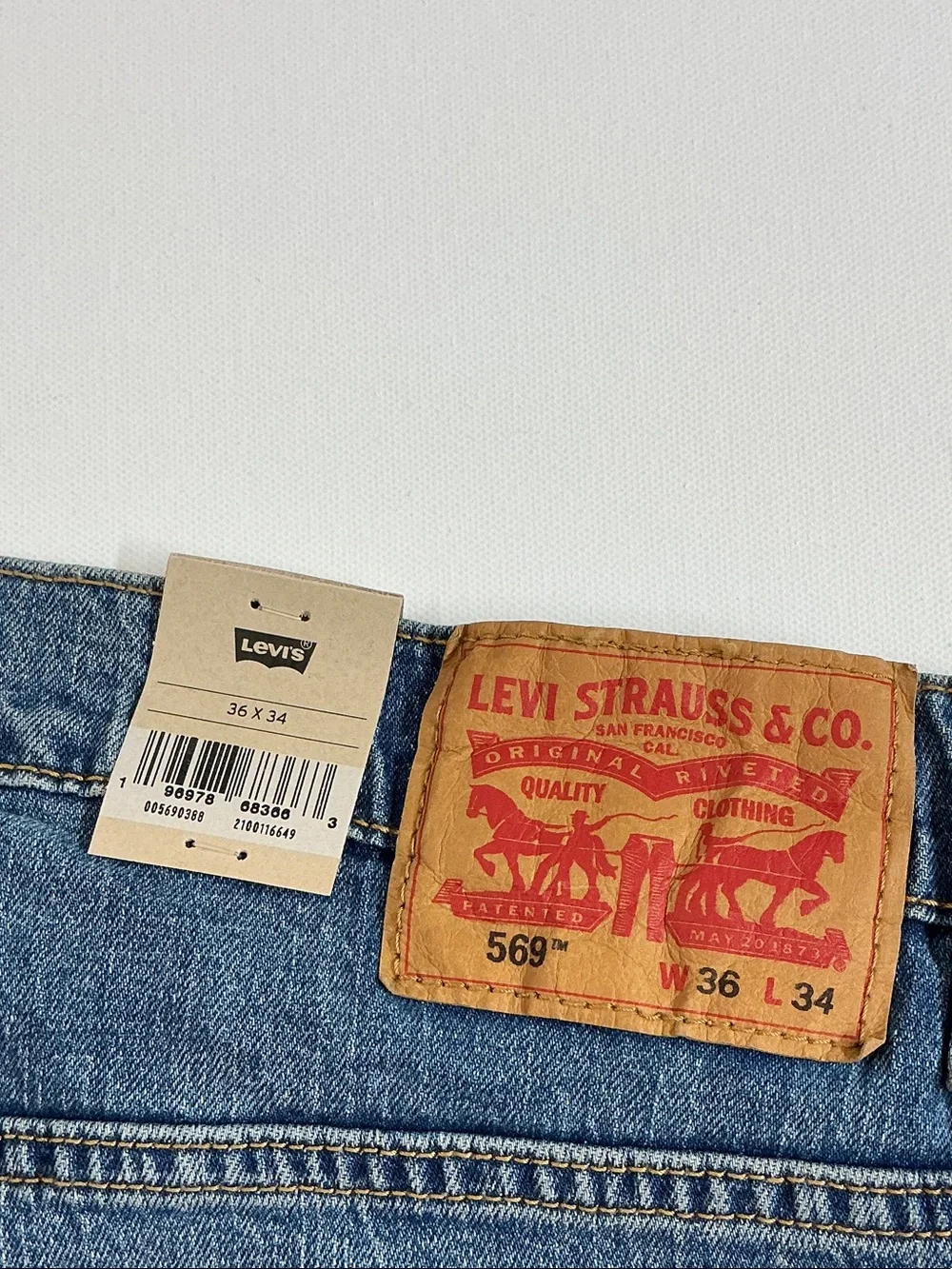 Classic Blue Men’s Straight-Leg Jeans